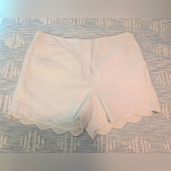 Cynthia Rowley White Scallop Shorts - Picture 1 of 2